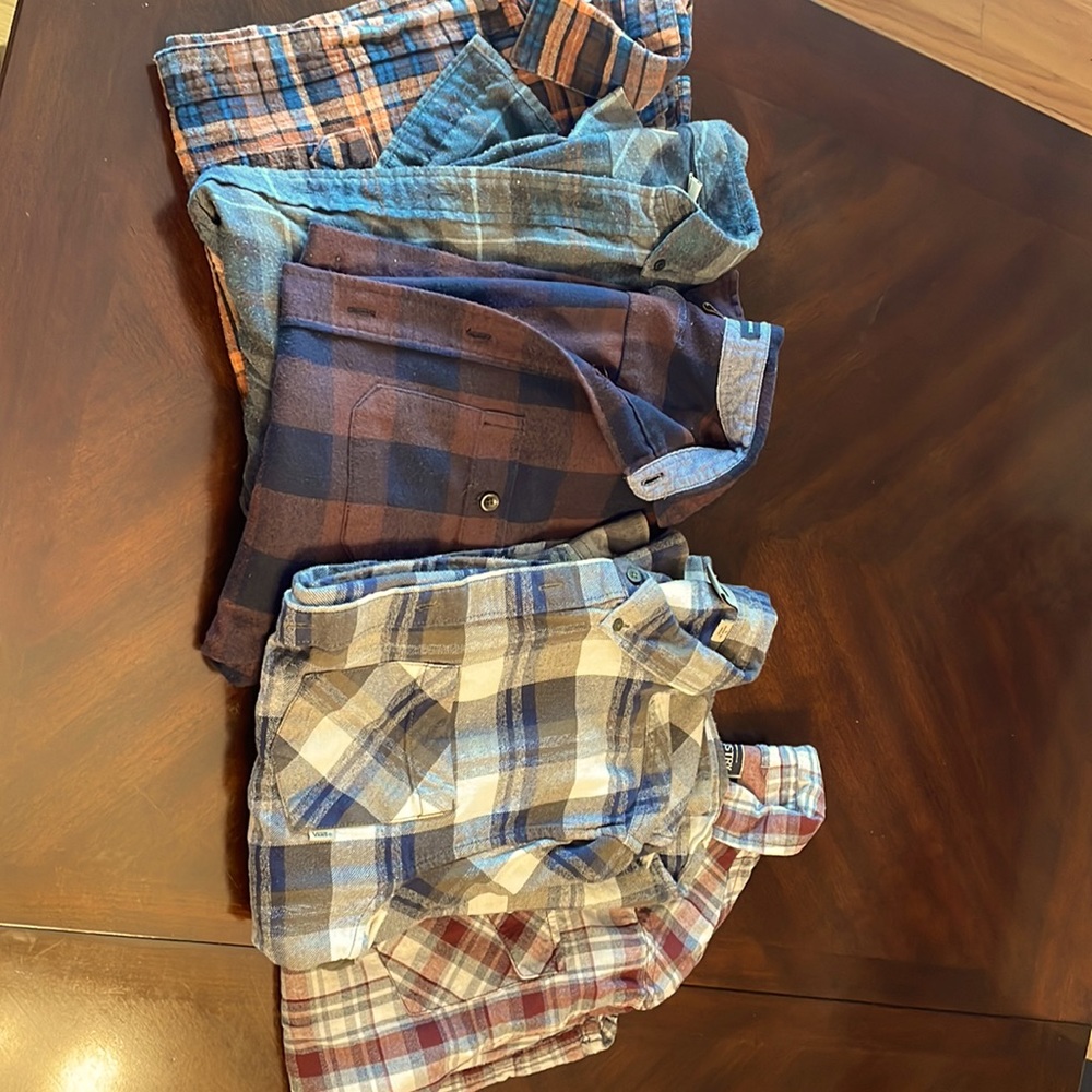 Mens lot of 5 flannel button down shirts